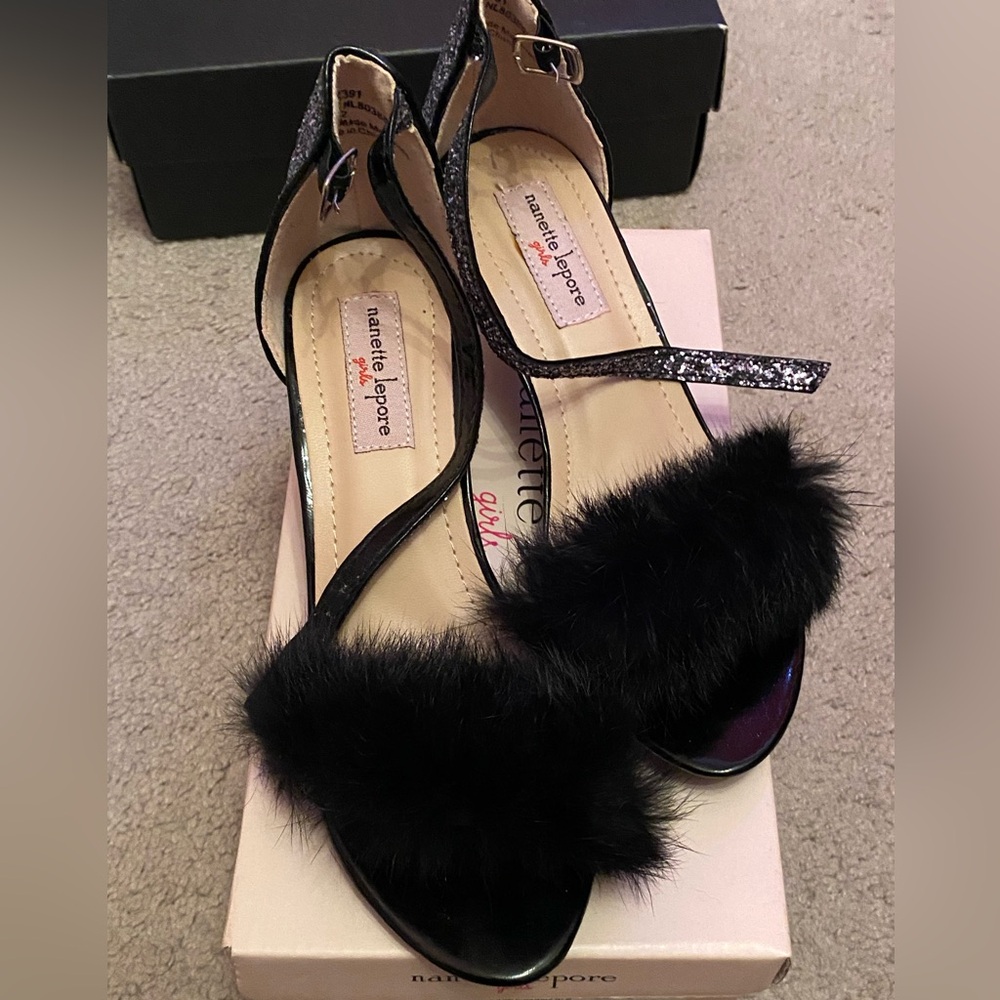 Nanette Lepore girls black heels NIB